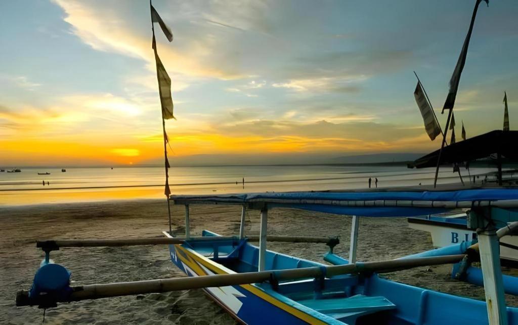 Nyiur Indah Beach Hotel Pangandaran Exterior photo